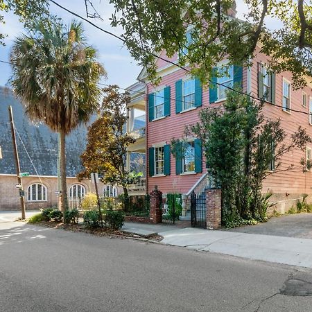 Daybed With Trundle In The Beautiful Ashley Inn 4 Blocks From King St Charleston Exterior photo