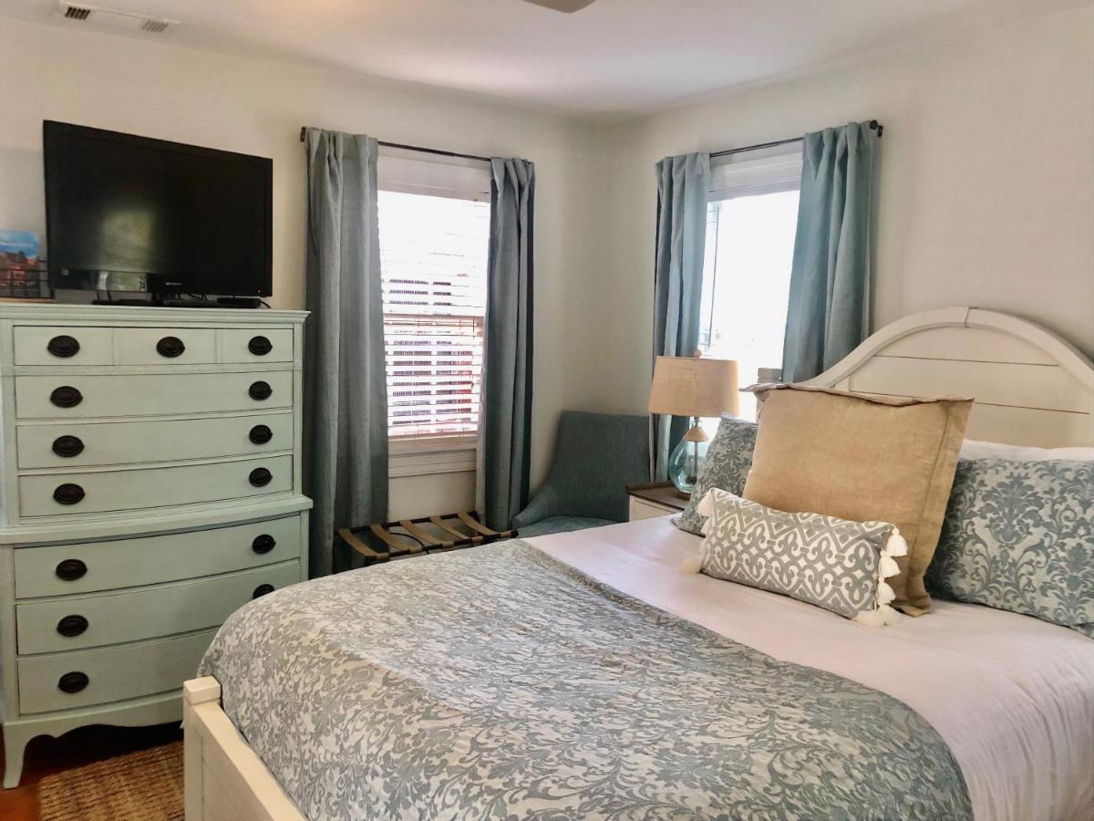 Daybed With Trundle In The Beautiful Ashley Inn 4 Blocks From King St Charleston Exterior photo
