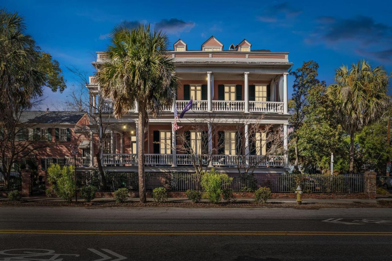 Daybed With Trundle In The Beautiful Ashley Inn 4 Blocks From King St Charleston Exterior photo
