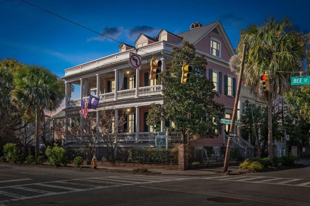 Daybed With Trundle In The Beautiful Ashley Inn 4 Blocks From King St Charleston Exterior photo