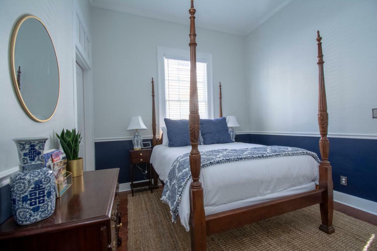 Daybed With Trundle In The Beautiful Ashley Inn 4 Blocks From King St Charleston Exterior photo