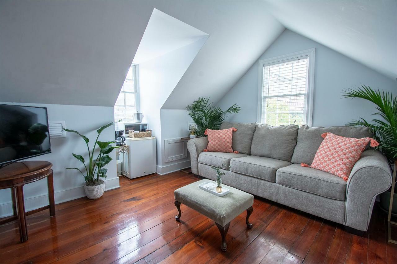 Daybed With Trundle In The Beautiful Ashley Inn 4 Blocks From King St Charleston Exterior photo
