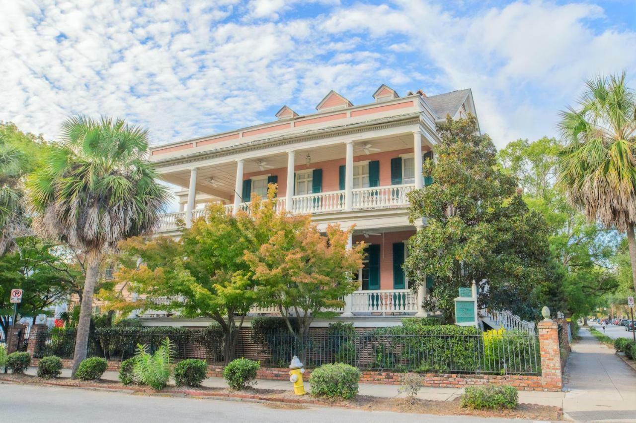 Daybed With Trundle In The Beautiful Ashley Inn 4 Blocks From King St Charleston Exterior photo